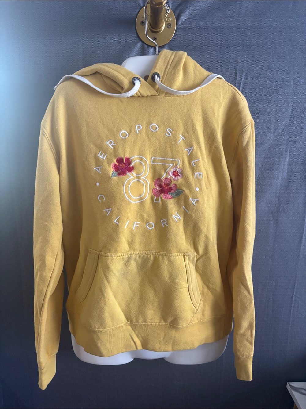 Aeropostale Yellow Floral '87 Pullover Hoodie Sweater
